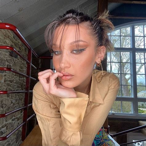 bella hadid instagram.